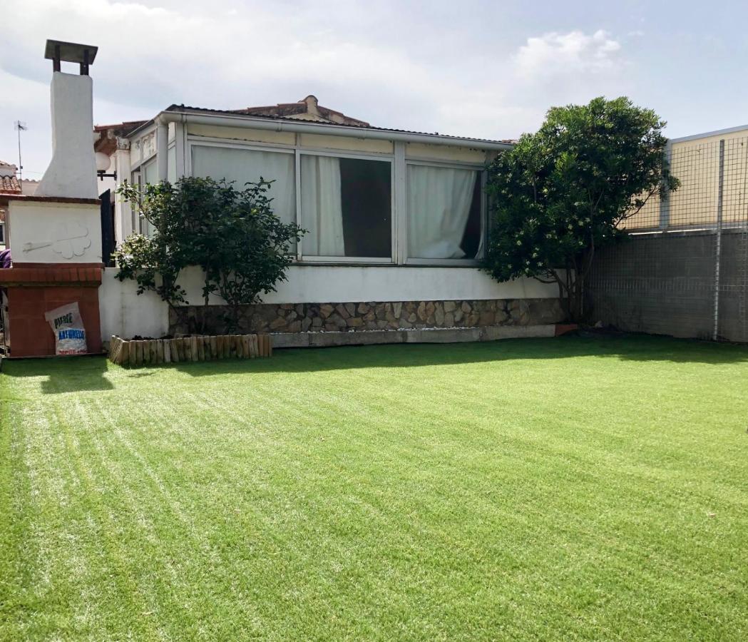 Magnifica Casa Con Jardin Y Barbacoa En Roses Villa Buitenkant foto