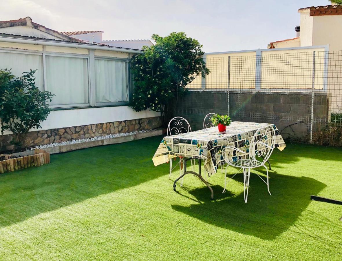 Magnifica Casa Con Jardin Y Barbacoa En Roses Villa Buitenkant foto